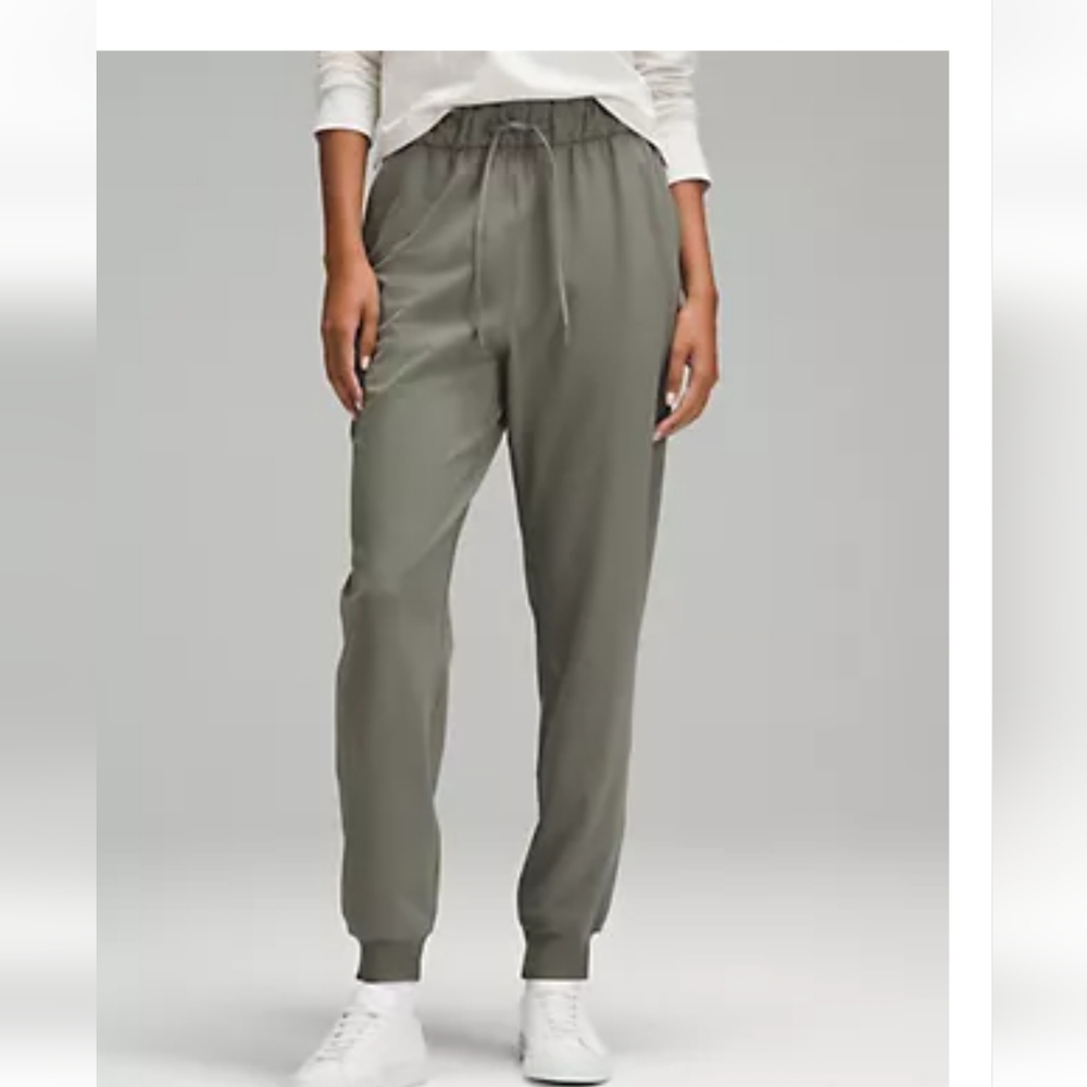 Lululemon Stretch High Rise Jogger